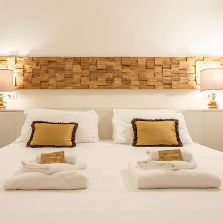 Spanish Steps Deluxe