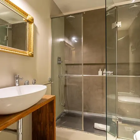 Spanish Steps Deluxe Rom