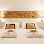 Spanish Steps Deluxe