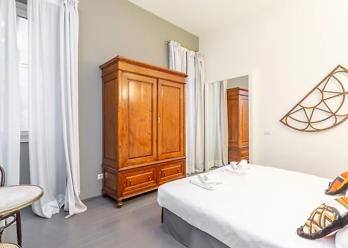 Spanish Steps Deluxe * Rome