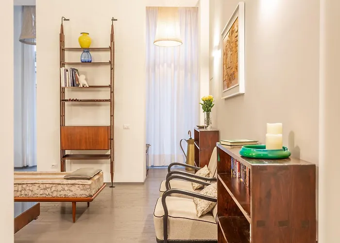 Spanish Steps Deluxe * Rome