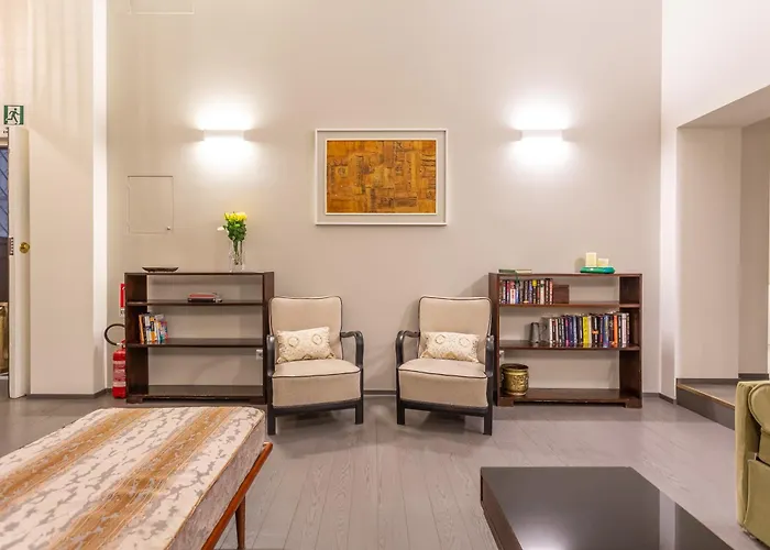 Daire Spanish Steps Deluxe *