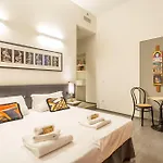 Spanish Steps Deluxe Appartamento *