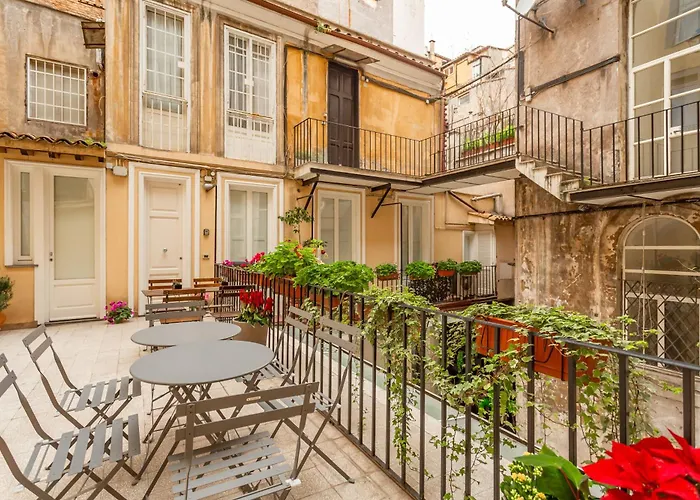 Spanish Steps Deluxe